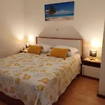 Jure Miljak Appartamento Podstrana
