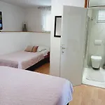 Jure Miljak Appartamento Podstrana