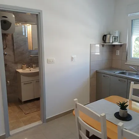 Jure Miljak Apartment