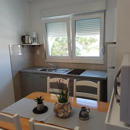 Apartment Jure Miljak
