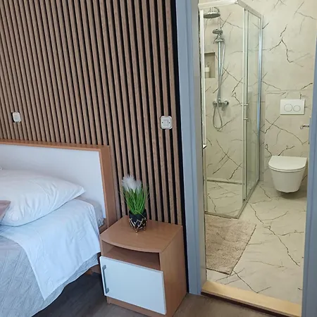 Jure Miljak Apartment